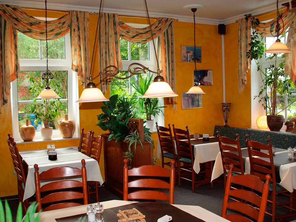 Foto 4 – Unser Restaurant Apollon in Greetsiel